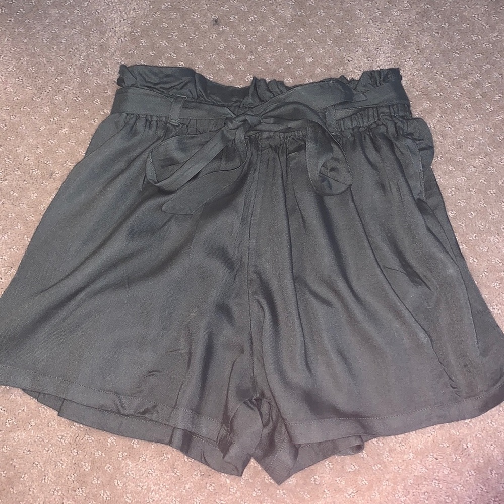 Holister paper bag shorts